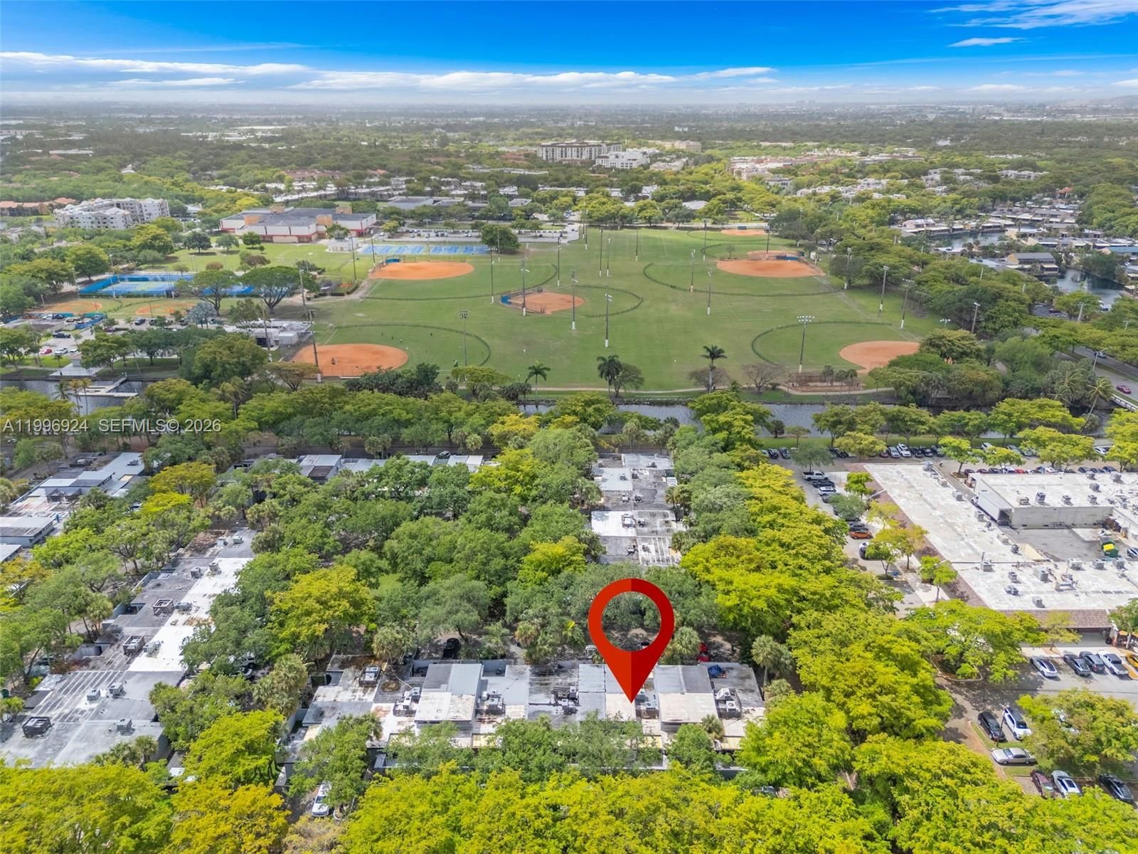 Real estate property located at 6448 Windmill Gate Rd, Miami-dade, Miami Lakes Windmill Gate, Miami Lakes, FL