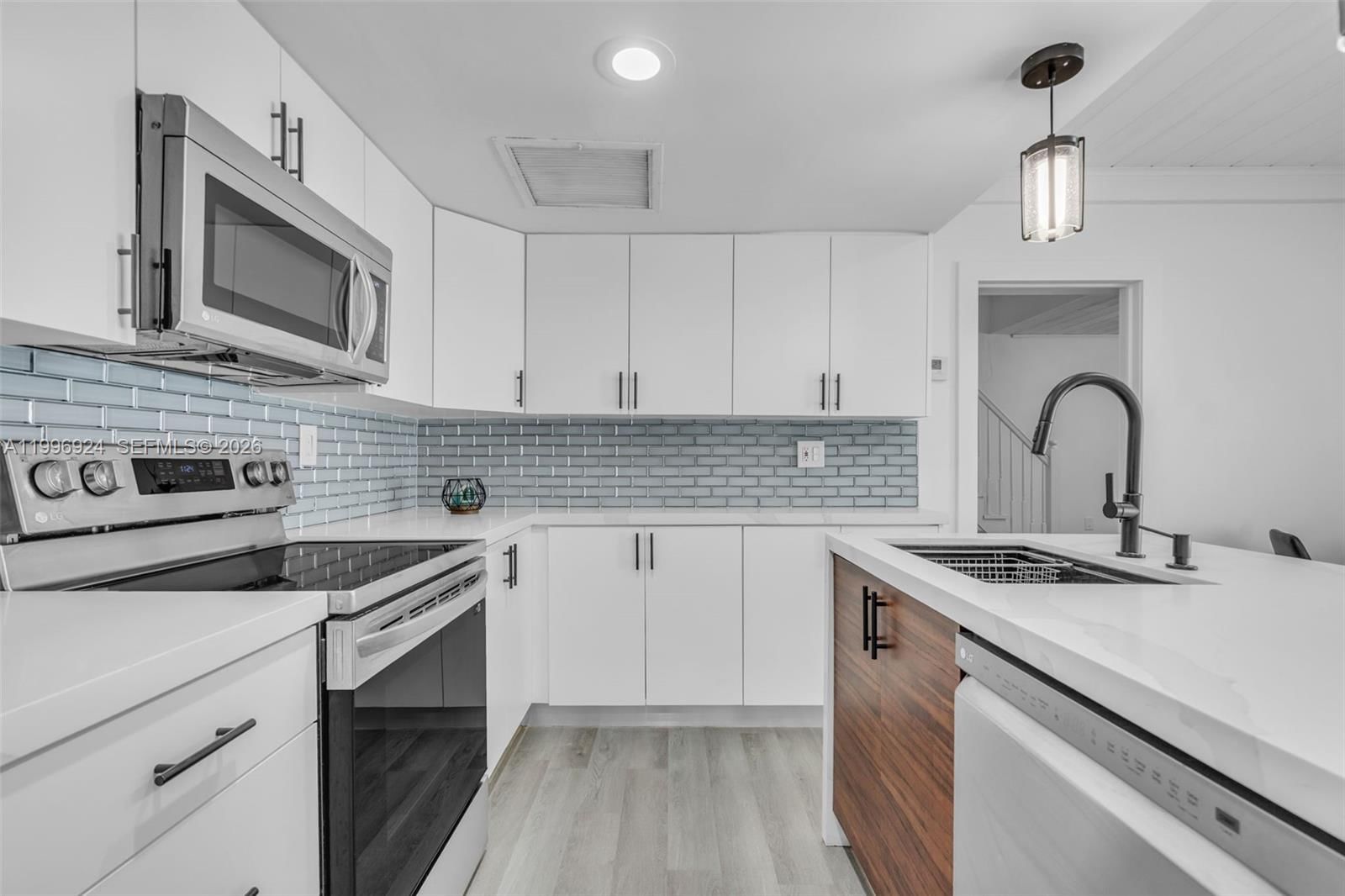 Real estate property located at 6448 Windmill Gate Rd, Miami-dade, Miami Lakes Windmill Gate, Miami Lakes, FL