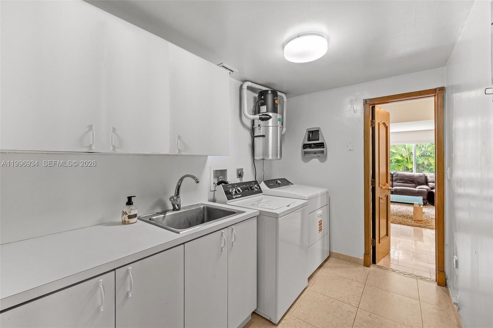 Real estate property located at 8450 74th Ter, Miami-dade, Windemere Woode, Miami, FL