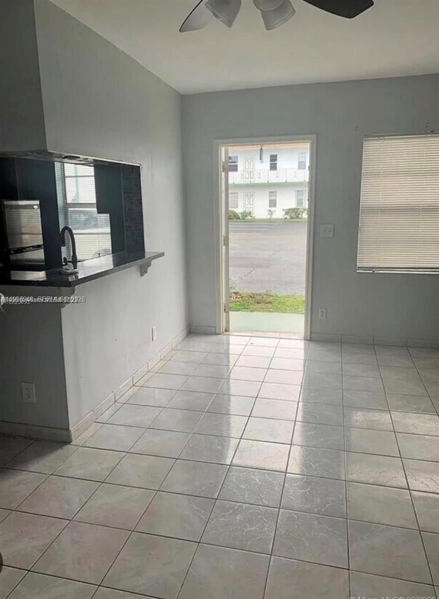 Real estate property located at 2219 Polk St #6A, Broward, Cypress Gardens Condomini, Hollywood, FL