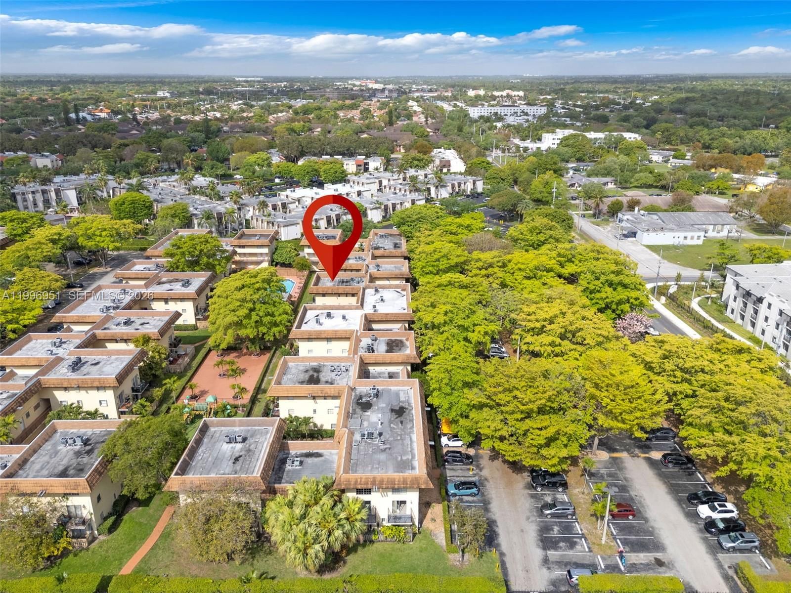 Real estate property located at 8500 109th Ave #6-114, Miami-dade, Courtyards At Kendall Con, Miami, FL