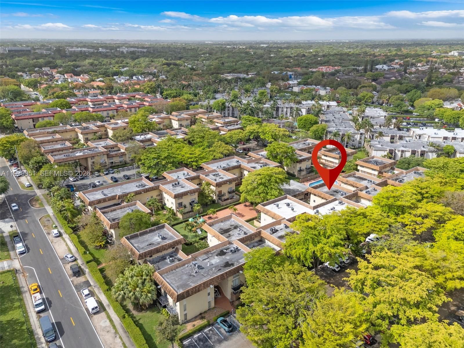 Real estate property located at 8500 109th Ave #6-114, Miami-dade, Courtyards At Kendall Con, Miami, FL