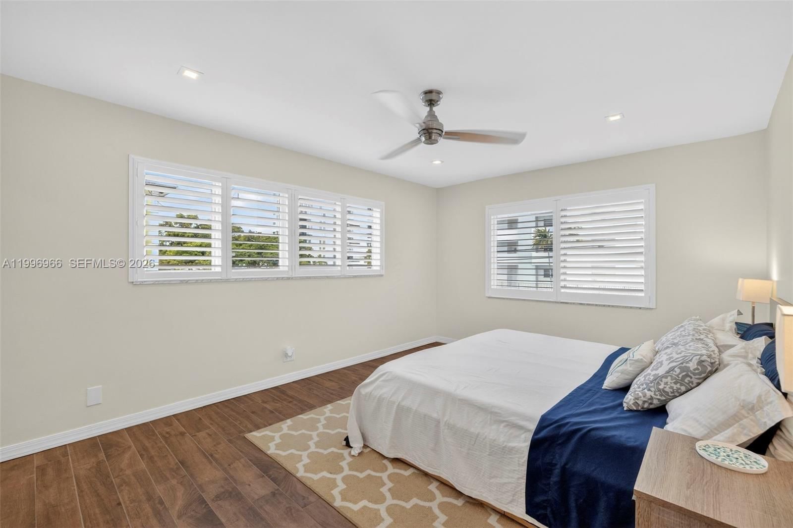 Real estate property located at 3050 48th St #210, Broward, Windsor Condo, Fort Lauderdale, FL