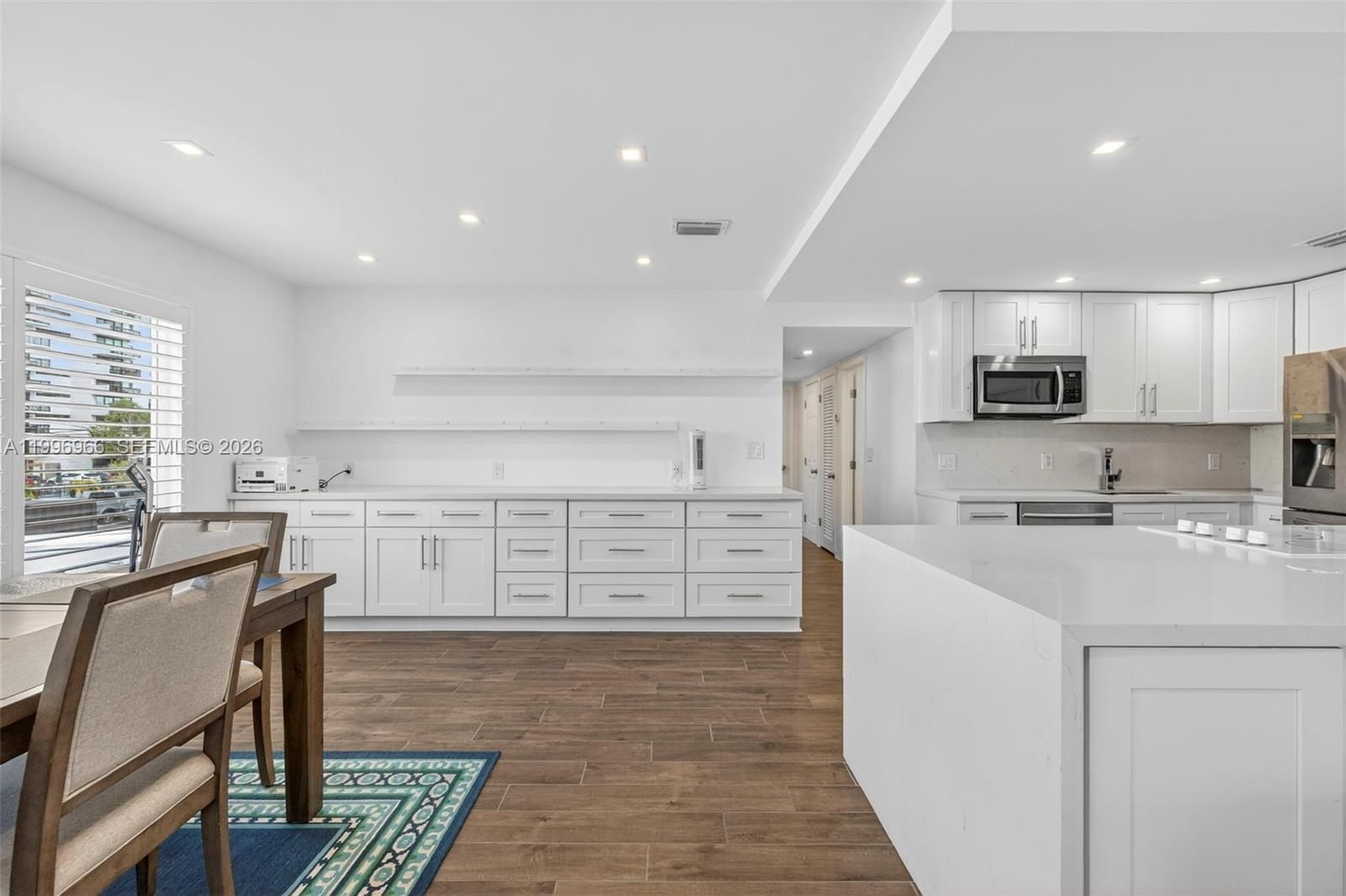 Real estate property located at 3050 48th St #210, Broward, Windsor Condo, Fort Lauderdale, FL