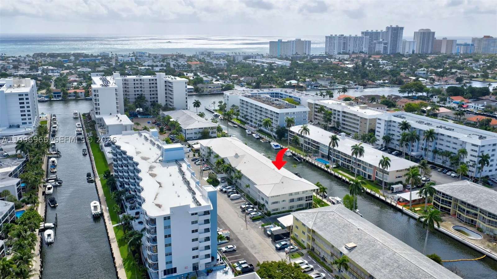 Real estate property located at 3050 48th St #210, Broward, Windsor Condo, Fort Lauderdale, FL