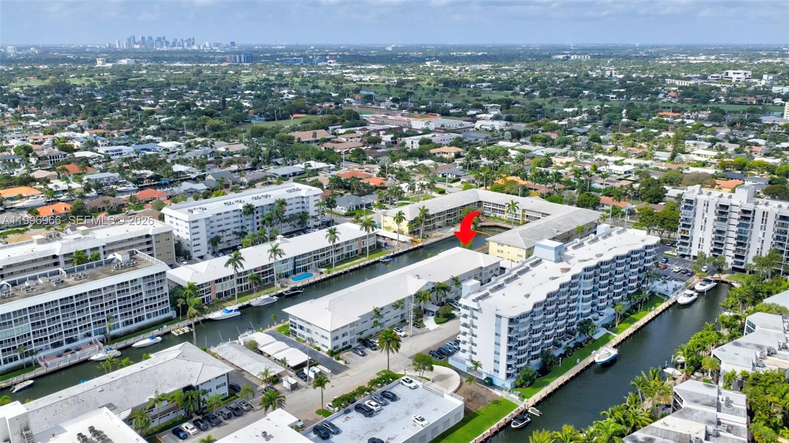 Real estate property located at 3050 48th St #210, Broward, Windsor Condo, Fort Lauderdale, FL
