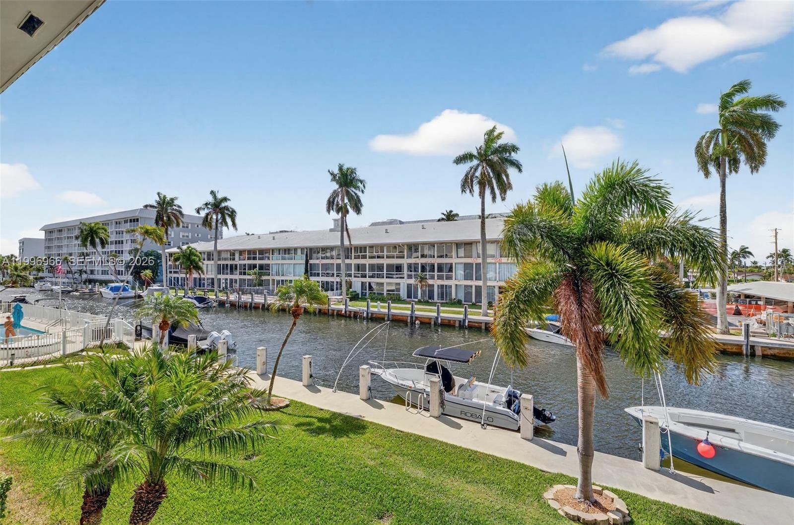 Real estate property located at 3050 48th St #210, Broward, Windsor Condo, Fort Lauderdale, FL