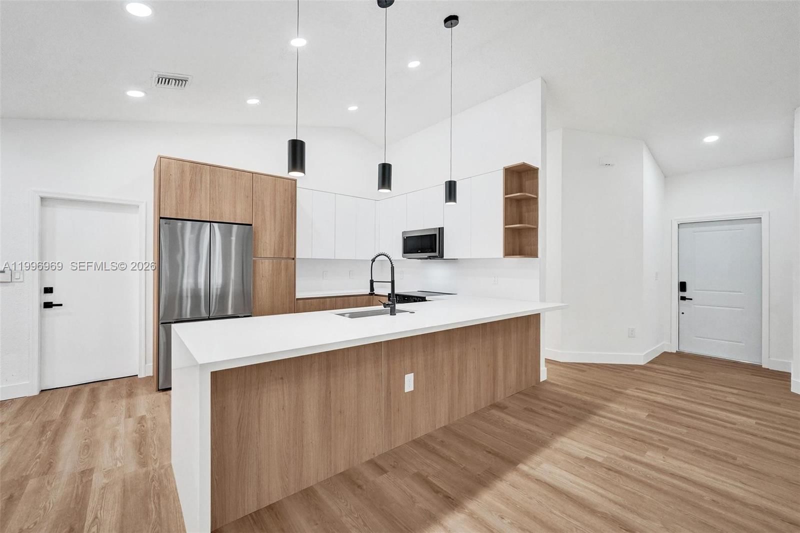 Real estate property located at 10153 3rd Ct, Broward, Sunset Cove, Plantation, FL