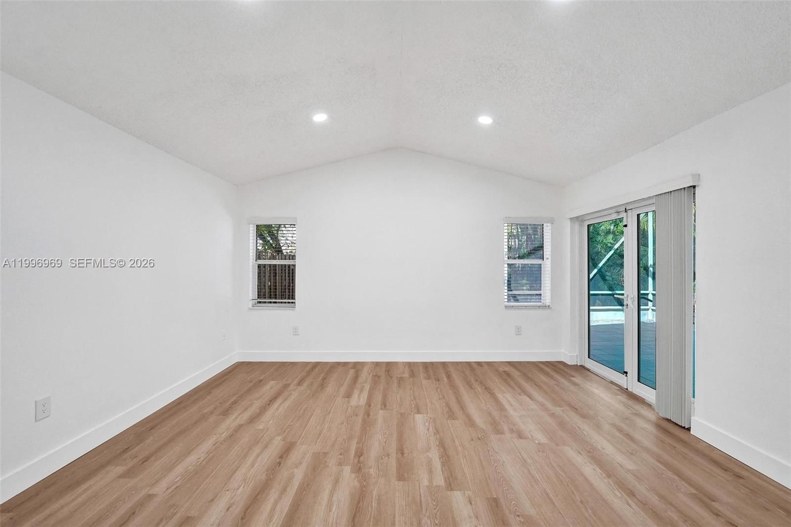 Real estate property located at 10153 3rd Ct, Broward, Sunset Cove, Plantation, FL