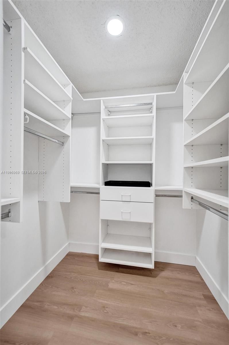 Real estate property located at 10153 3rd Ct, Broward, Sunset Cove, Plantation, FL