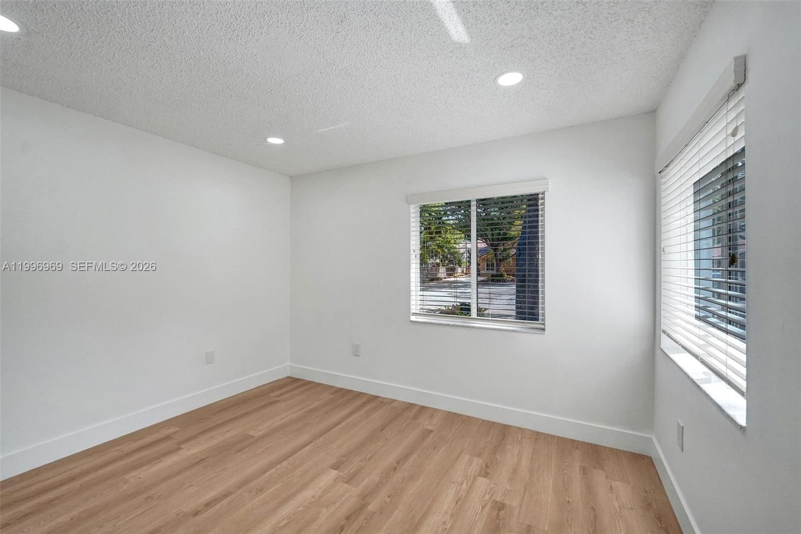 Real estate property located at 10153 3rd Ct, Broward, Sunset Cove, Plantation, FL