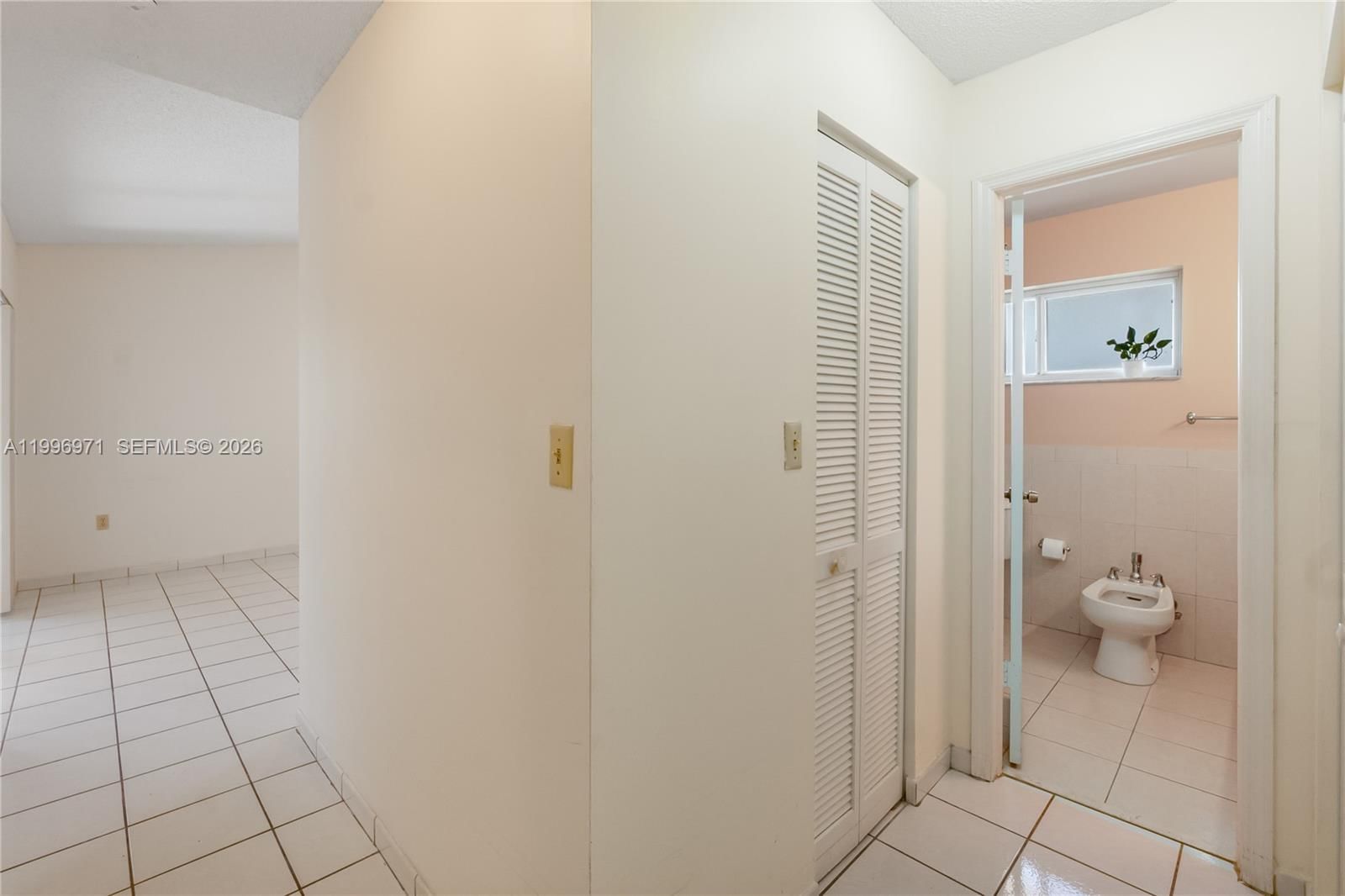 Real estate property located at 11314 73rd Ter, Miami-dade, Sunset Mansions, Miami, FL