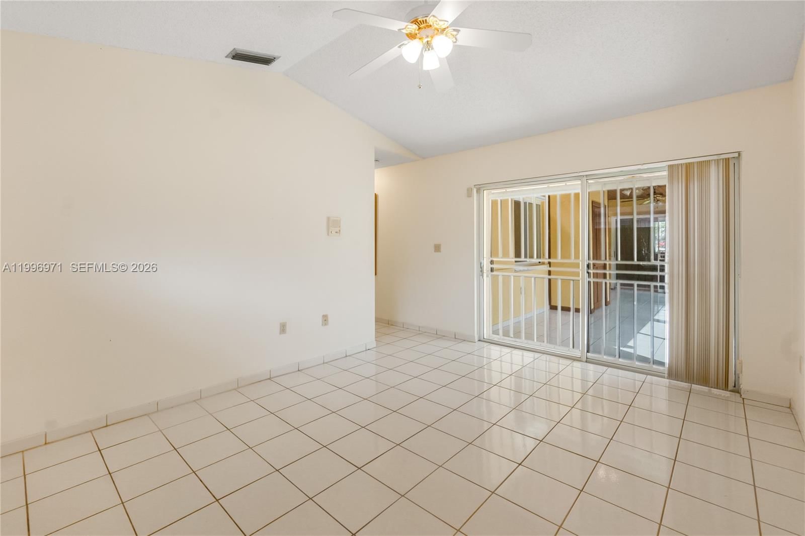 Real estate property located at 11314 73rd Ter, Miami-dade, Sunset Mansions, Miami, FL