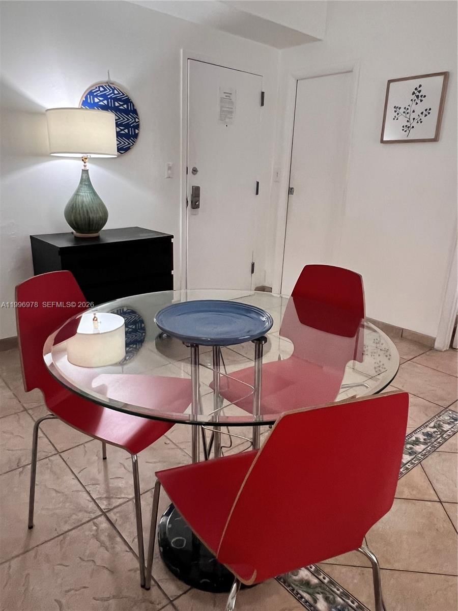 Real estate property located at 918 Ocean Dr #302, Miami-dade, 918 Ocean Condo, Miami Beach, FL