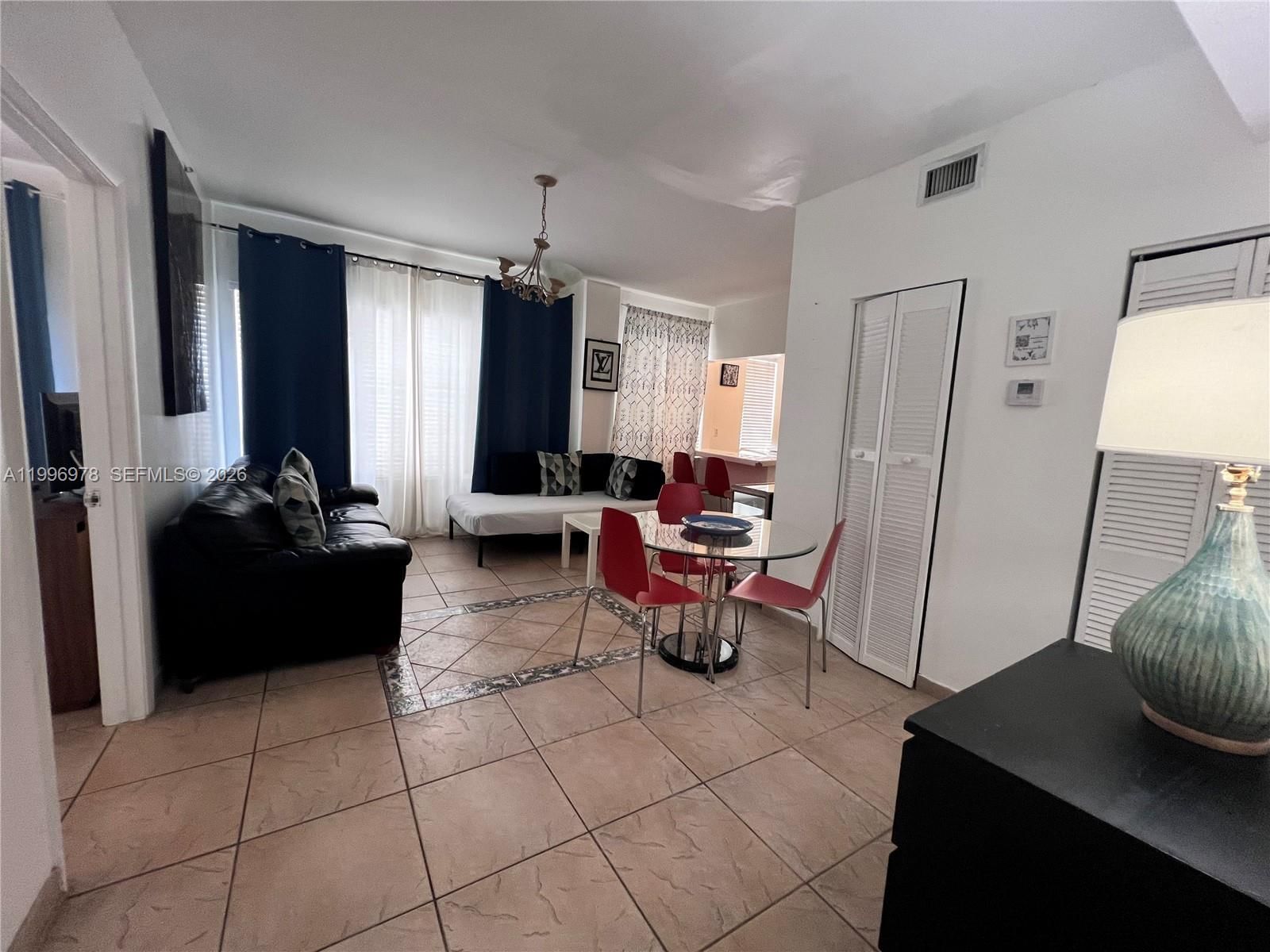 Real estate property located at 918 Ocean Dr #302, Miami-dade, 918 Ocean Condo, Miami Beach, FL