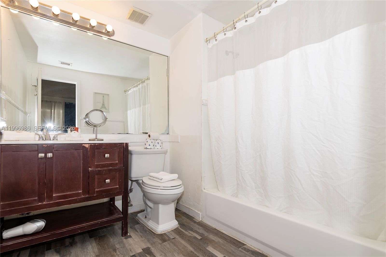 Real estate property located at 918 Ocean Dr #203, Miami-dade, 918 Ocean Drive Condo, Miami Beach, FL