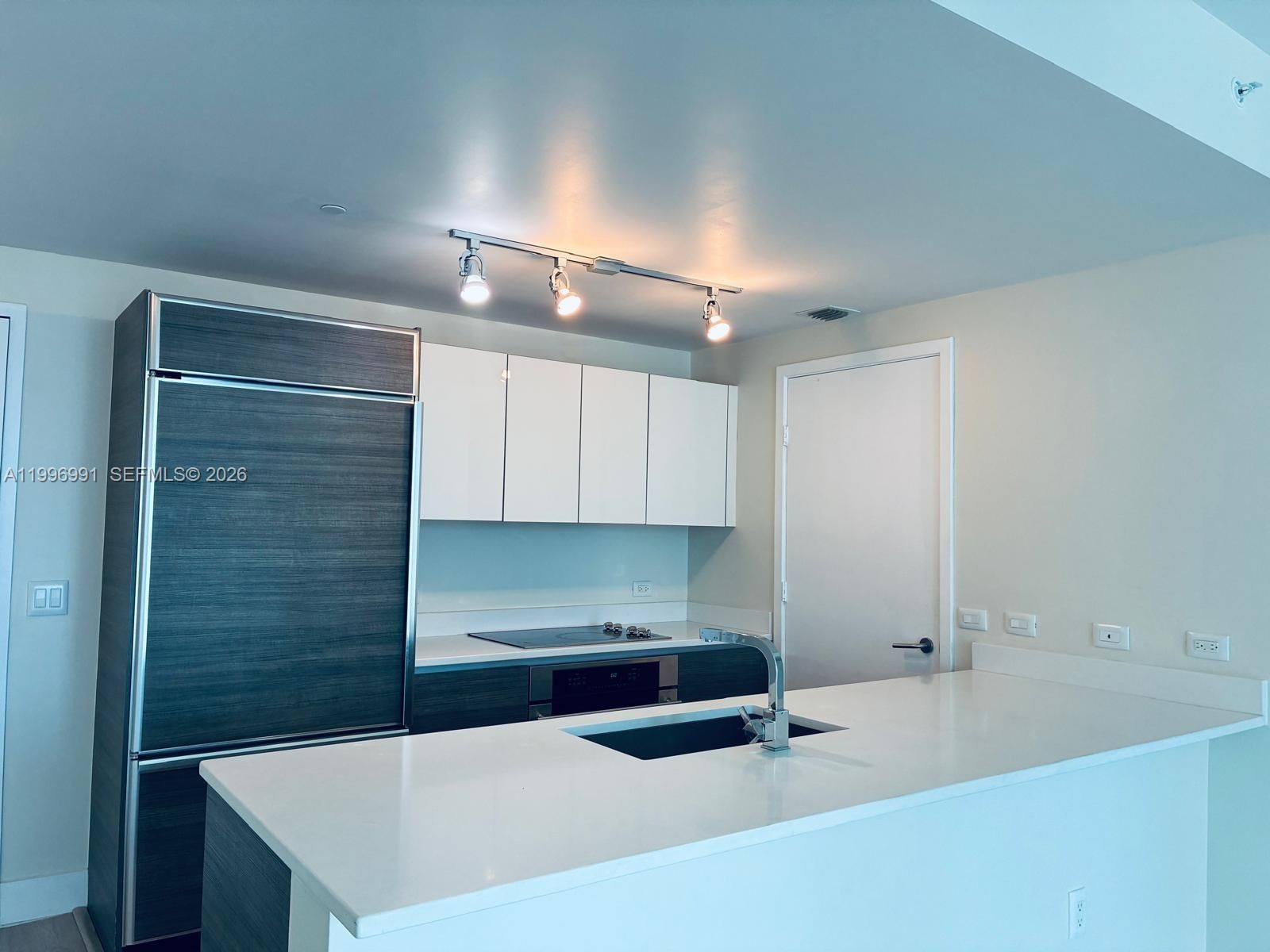 Real estate property located at 1100 Miami Ave #3309, Miami-dade, 1100 Millecento Residence, Miami, FL