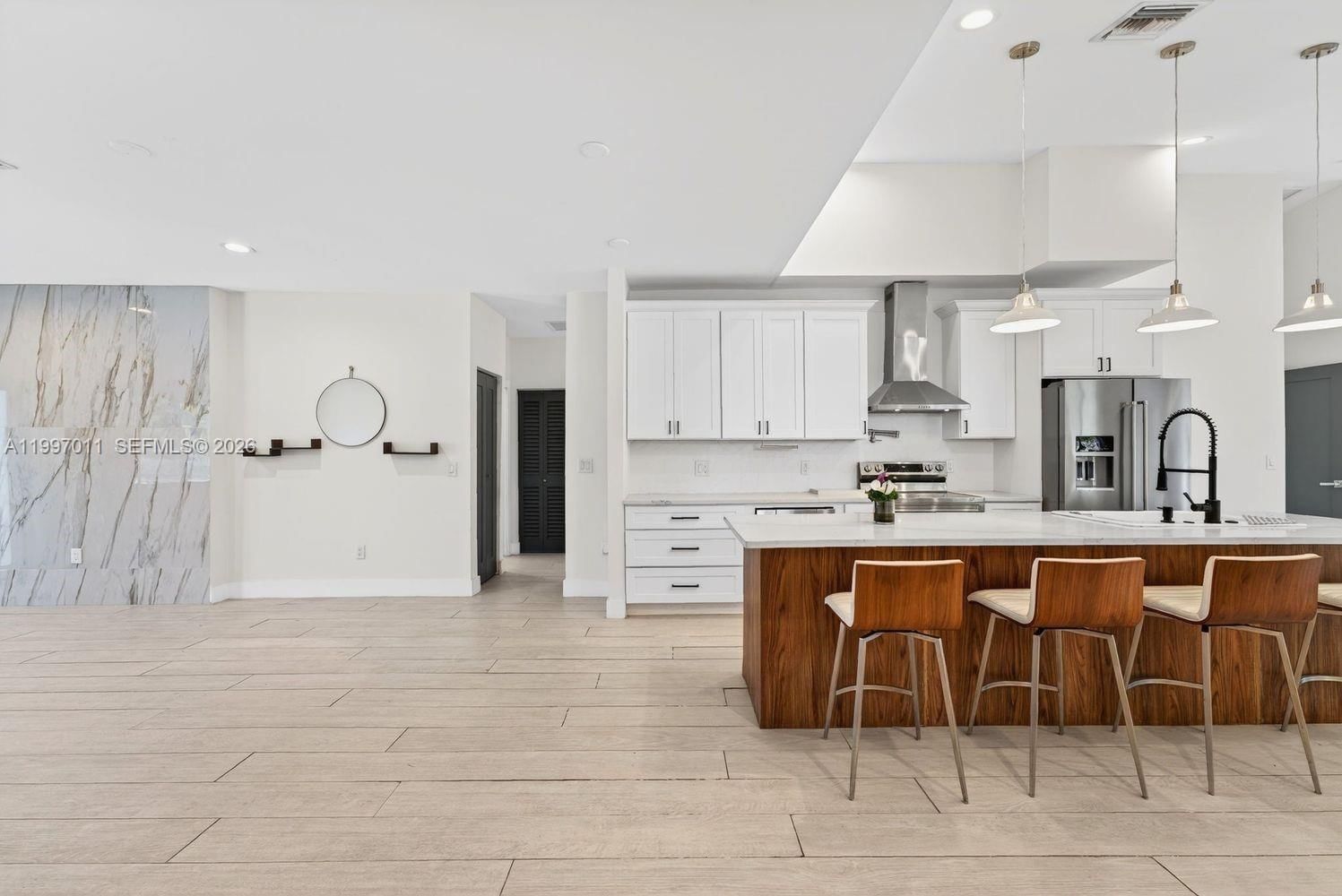 Real estate property located at 1126 16th Ct, Broward, Lauderdale Park 6-33 1/2, Fort Lauderdale, FL