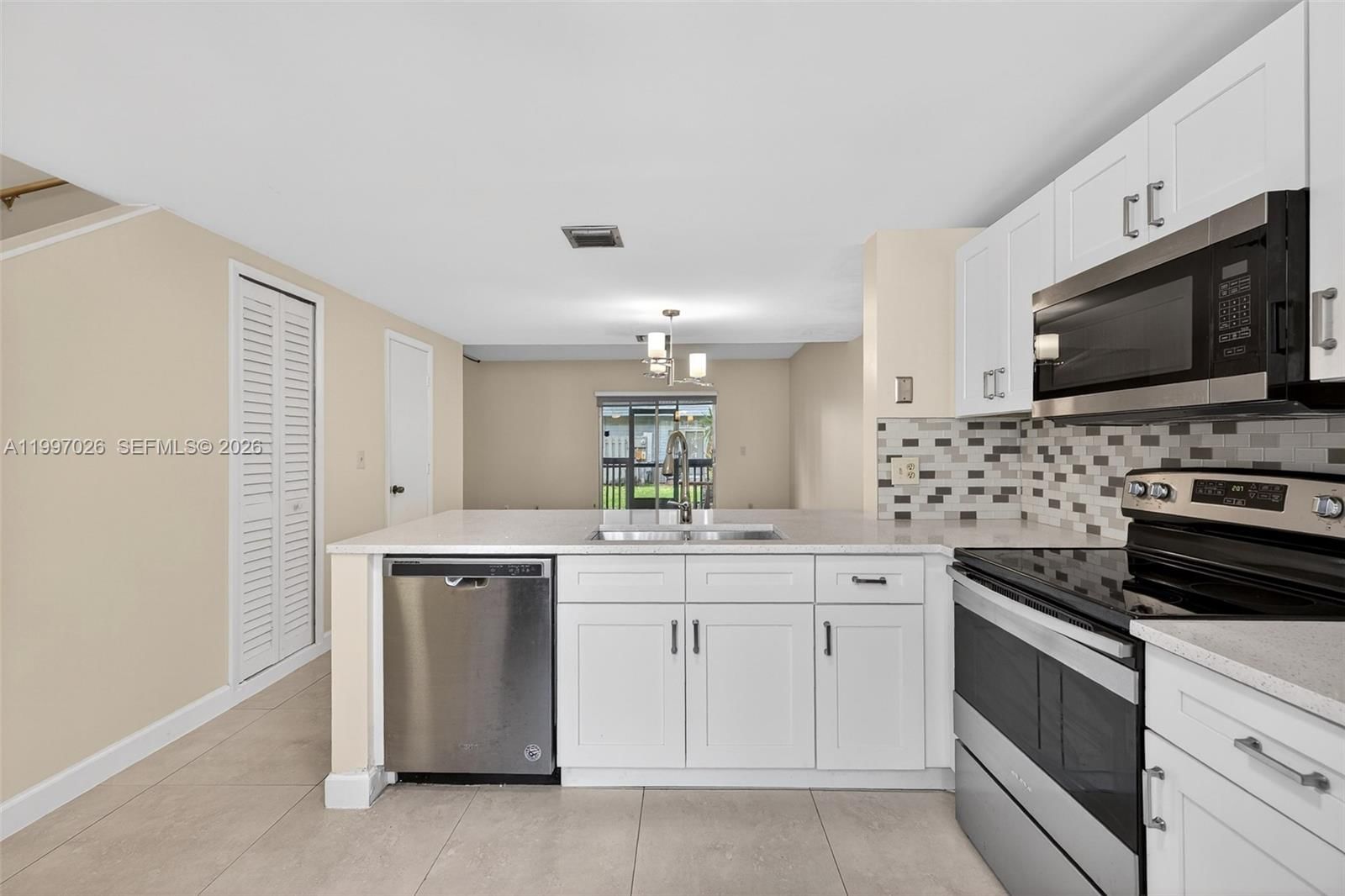 Real estate property located at 85 3rd St, Broward, Cypress-third Plat, Pompano Beach, FL