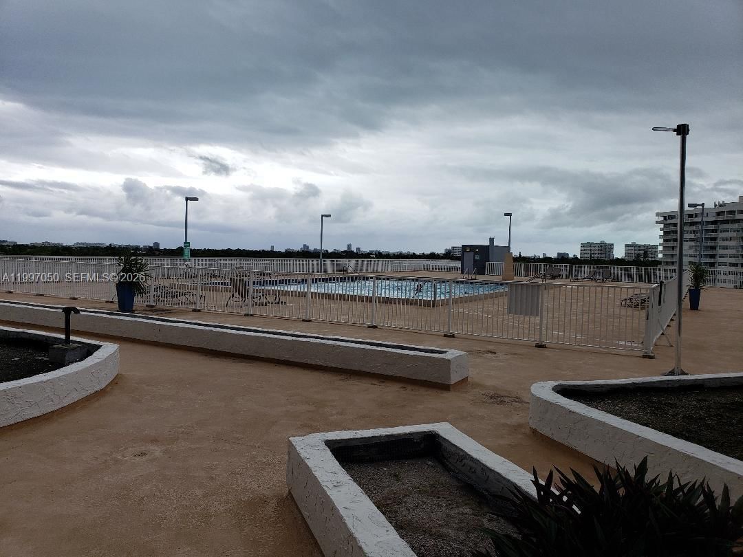 Real estate property located at 13499 Biscayne Blvd #1105, Miami-dade, Sailboat Cay Condo, North Miami, FL