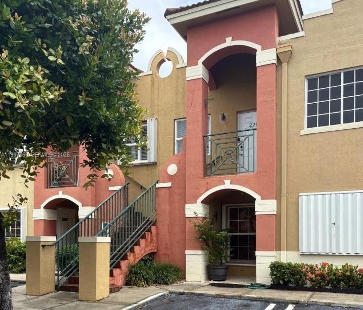 Real estate property located at 13447 154th St #2208, Miami-dade, Vista Alegre Townhomes Vi, Miami, FL