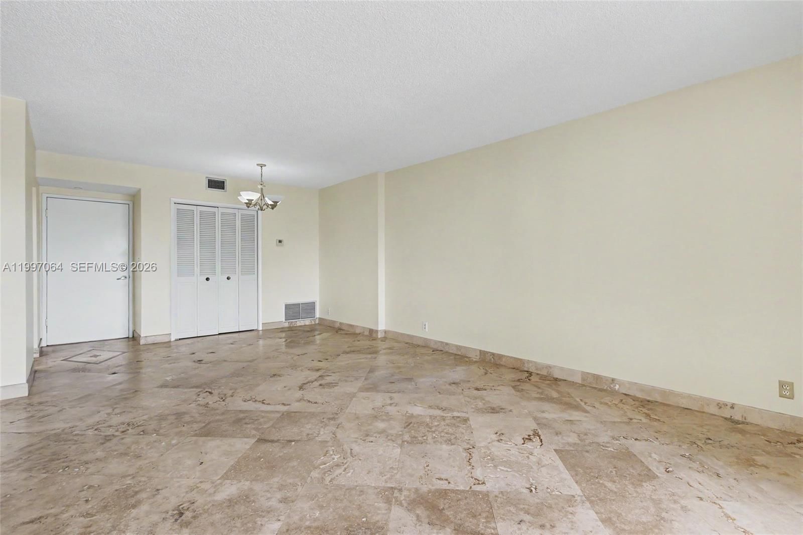 Real estate property located at 4200 Hillcrest Dr #408, Broward, Hillcrest East No 24 Cond, Hollywood, FL