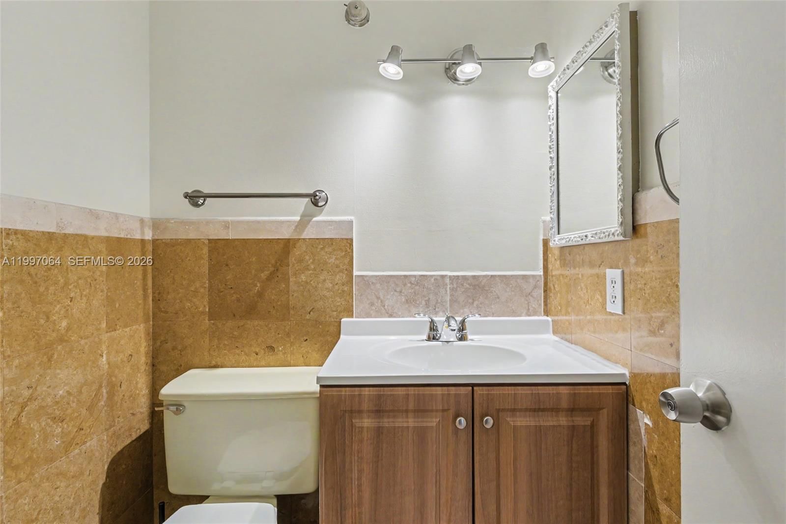 Real estate property located at 4200 Hillcrest Dr #408, Broward, Hillcrest East No 24 Cond, Hollywood, FL