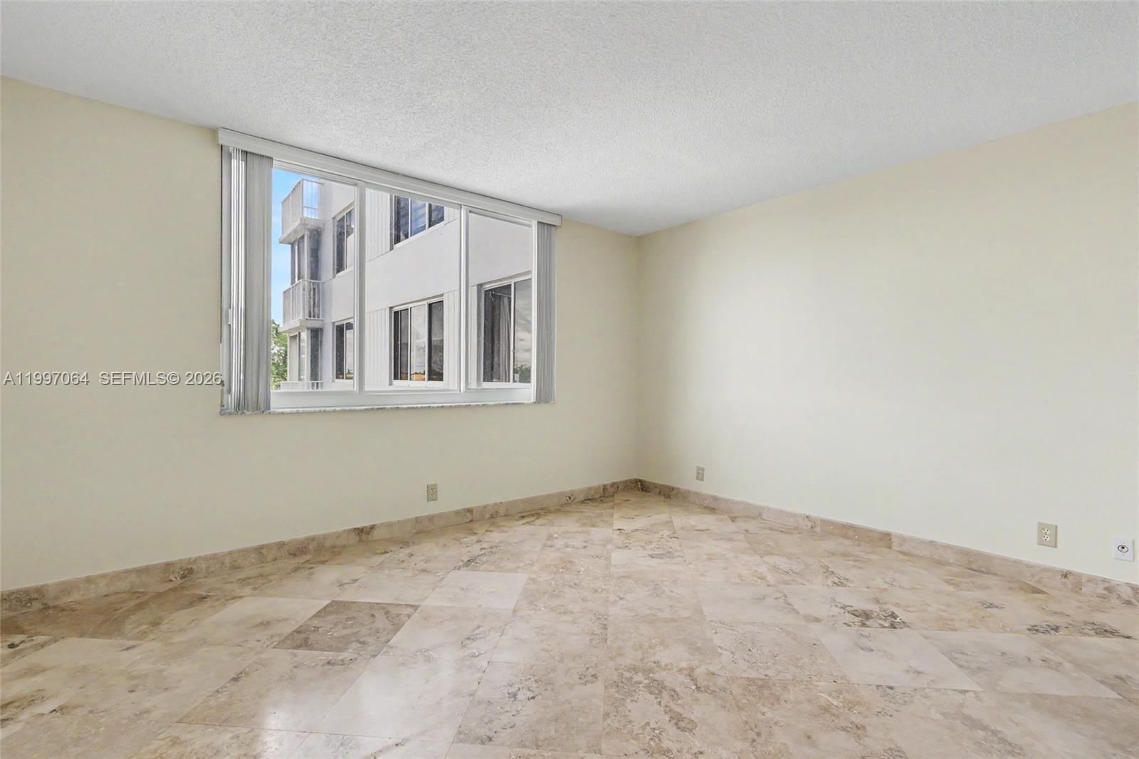 Real estate property located at 4200 Hillcrest Dr #408, Broward, Hillcrest East No 24 Cond, Hollywood, FL