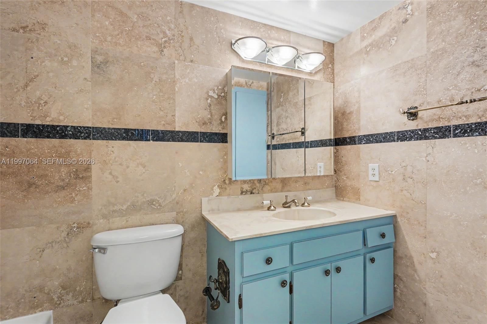 Real estate property located at 4200 Hillcrest Dr #408, Broward, Hillcrest East No 24 Cond, Hollywood, FL