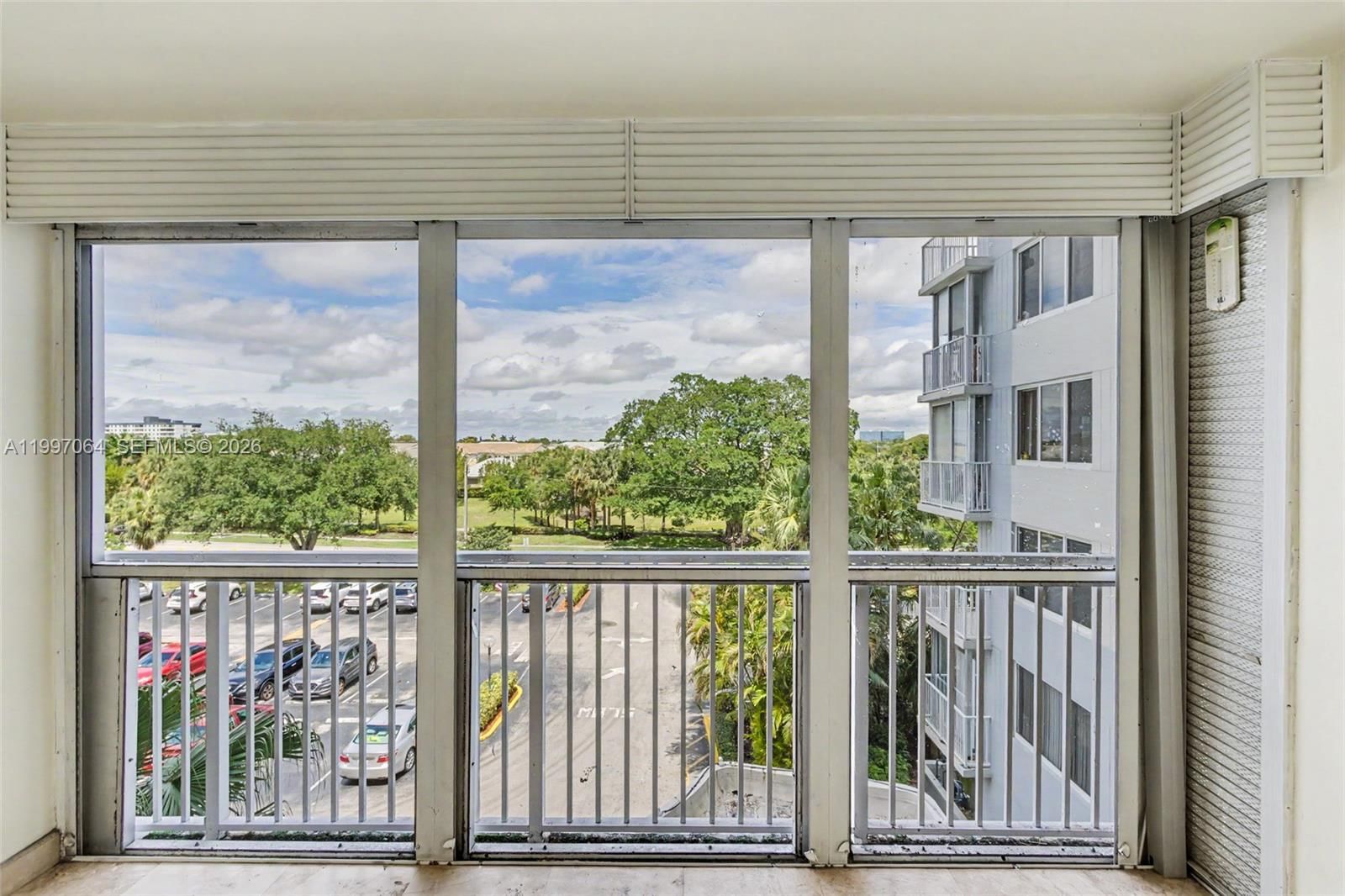Real estate property located at 4200 Hillcrest Dr #408, Broward, Hillcrest East No 24 Cond, Hollywood, FL