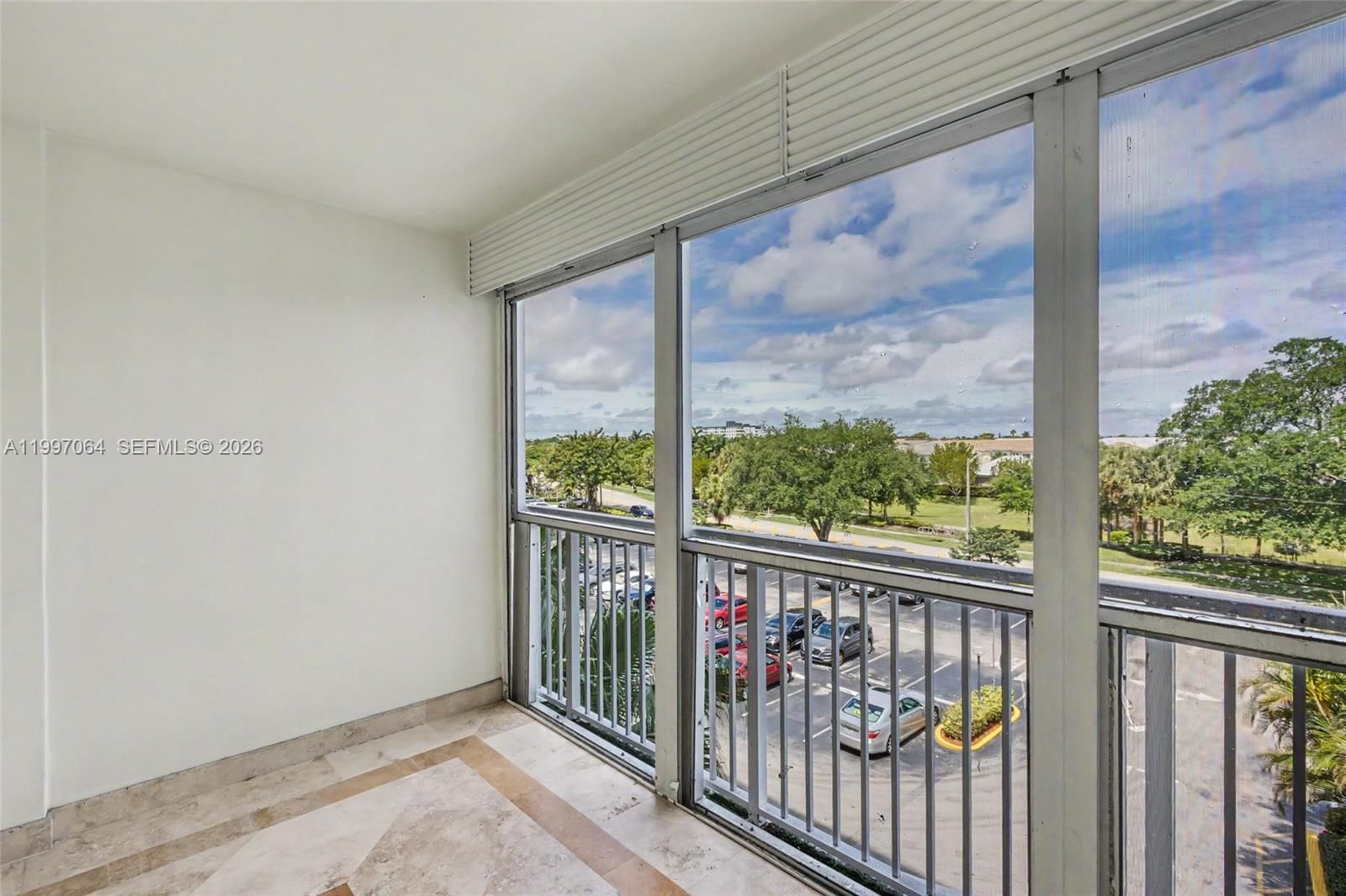 Real estate property located at 4200 Hillcrest Dr #408, Broward, Hillcrest East No 24 Cond, Hollywood, FL
