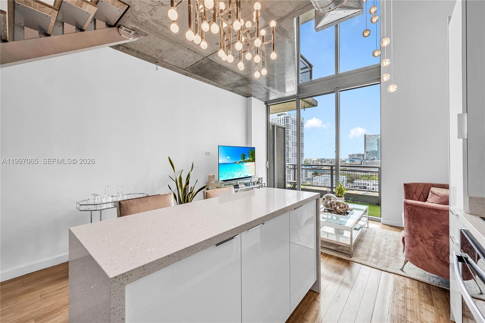 Real estate property located at 690 1st Ct #1709, Miami-dade, Neo Vertika Condo, Miami, FL