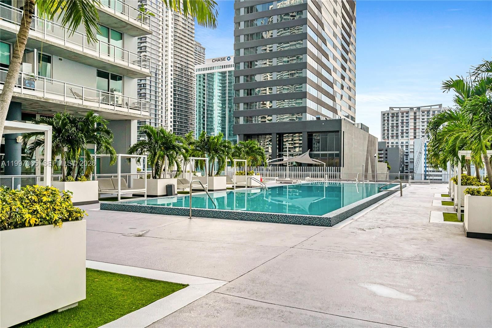 Real estate property located at 690 1st Ct #1709, Miami-dade, Neo Vertika Condo, Miami, FL