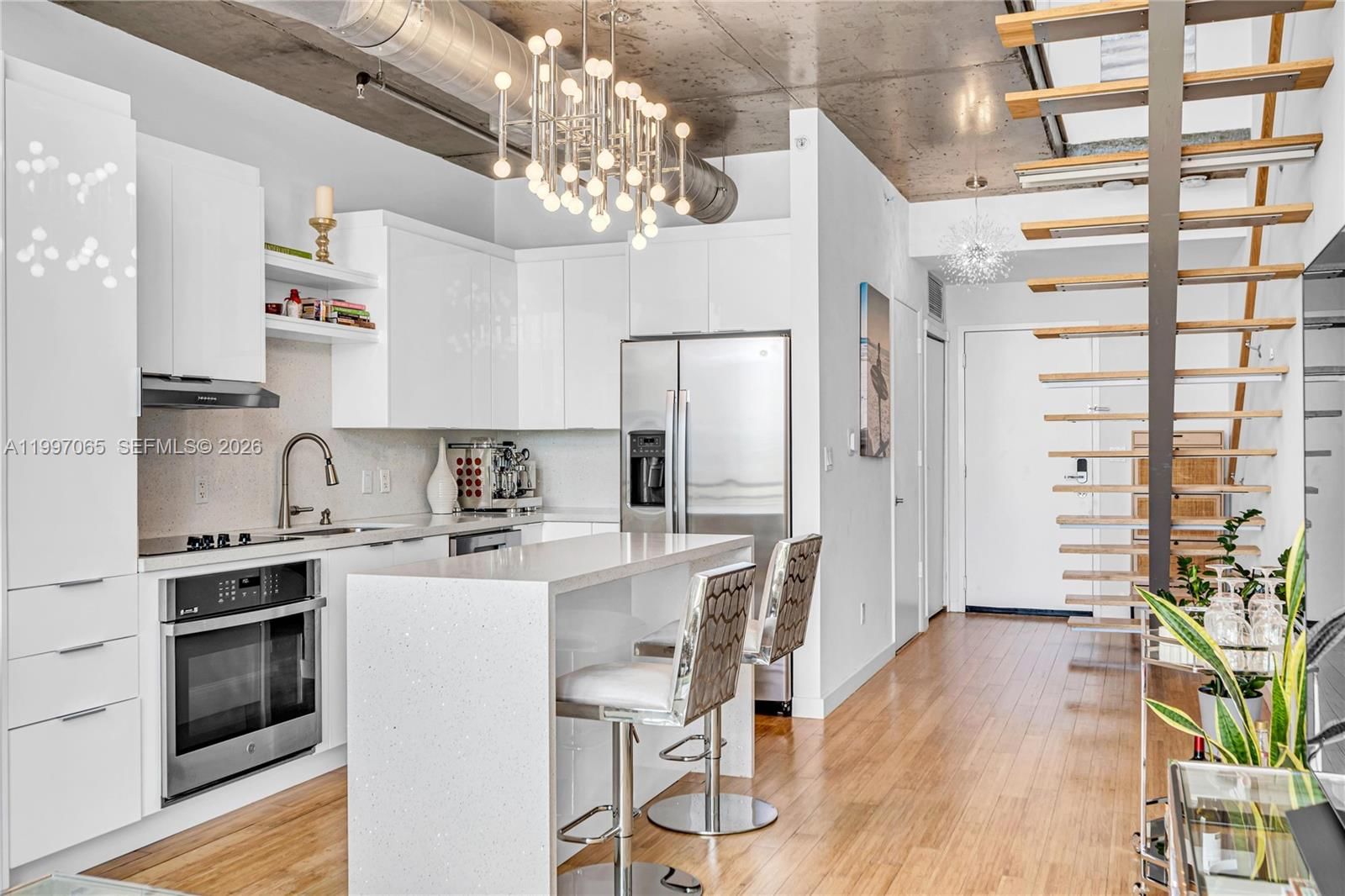 Real estate property located at 690 1st Ct #1709, Miami-dade, Neo Vertika Condo, Miami, FL