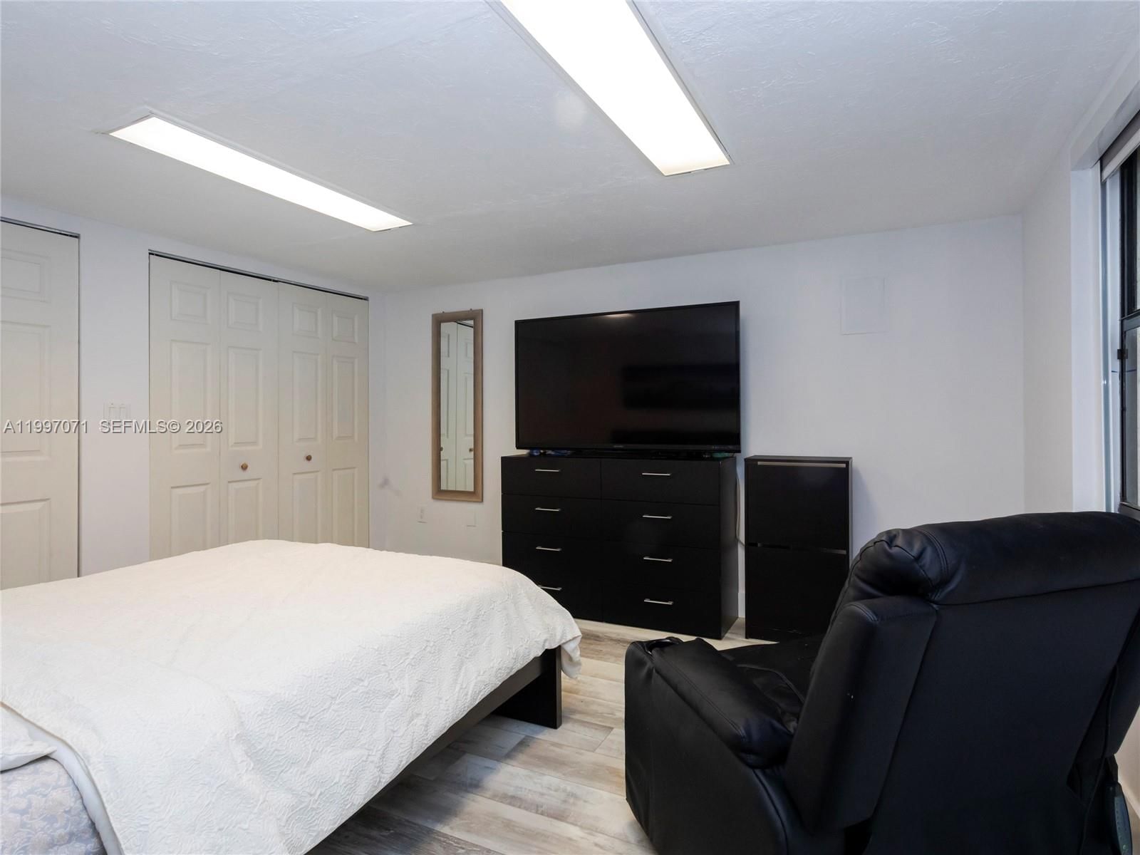 Real estate property located at 11722 107th Ter, Miami-dade, The Missions, Miami, FL