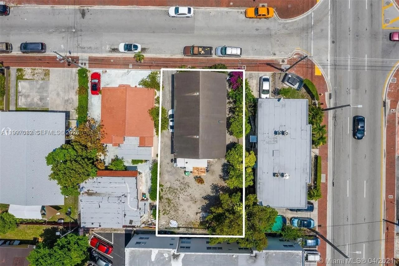 Real estate property located at 638 15th Ave, Miami-dade, Lawrence Est Land Cos Sub, Miami, FL