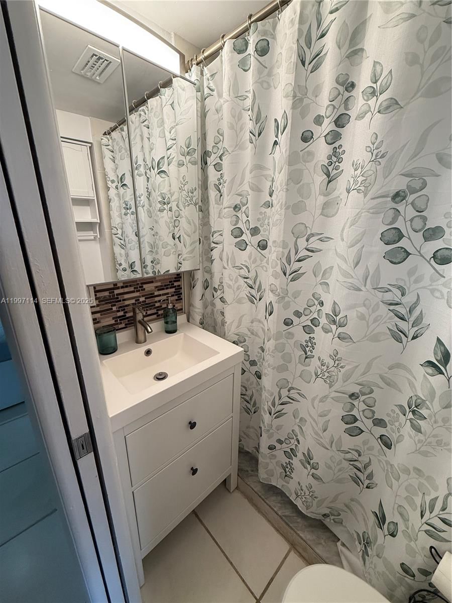 Real estate property located at 601 Michigan Ave #3, Miami-dade, 601 Condo, Miami Beach, FL