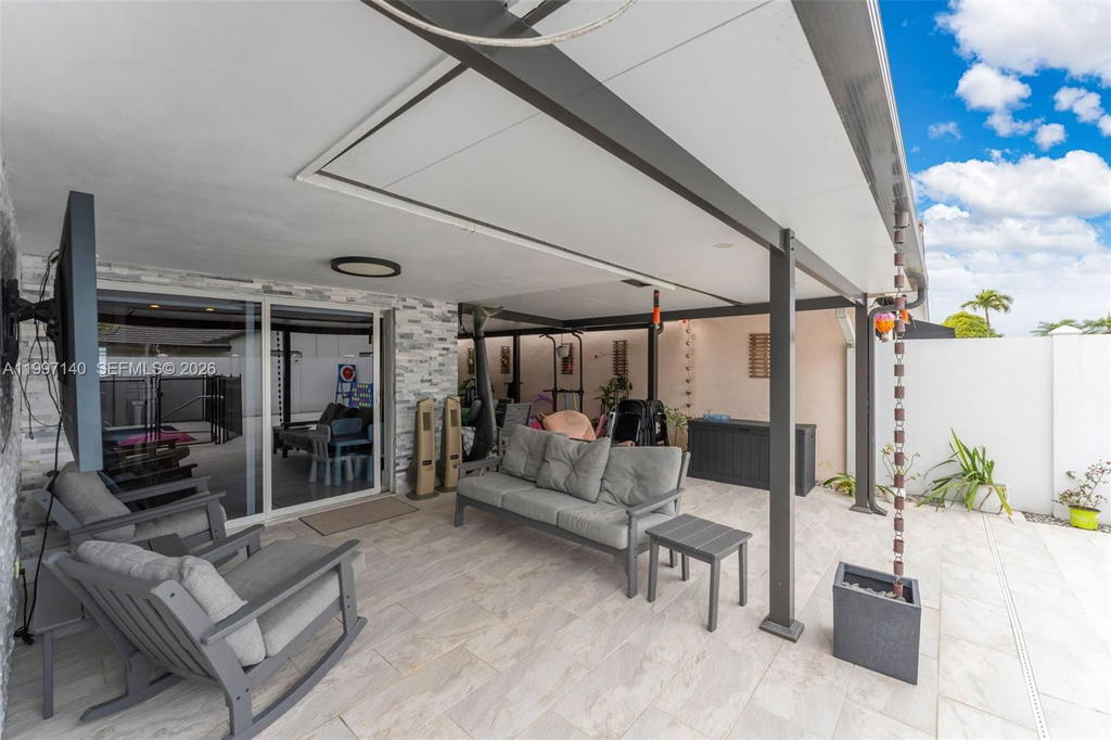 Real estate property located at 13935 10th St, Miami-dade, Edith Estates 1st Addn, Miami, FL