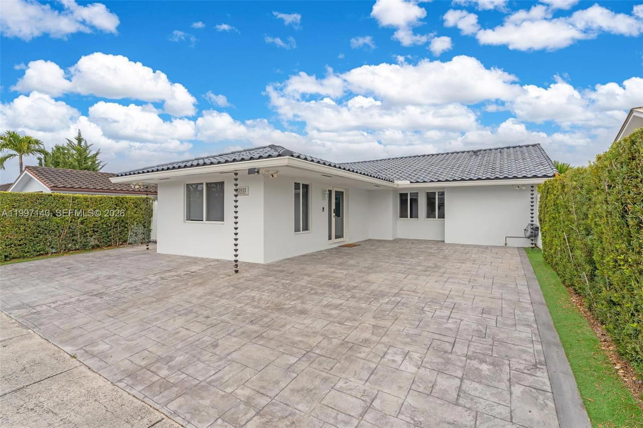 Real estate property located at 13935 10th St, Miami-dade, Edith Estates 1st Addn, Miami, FL