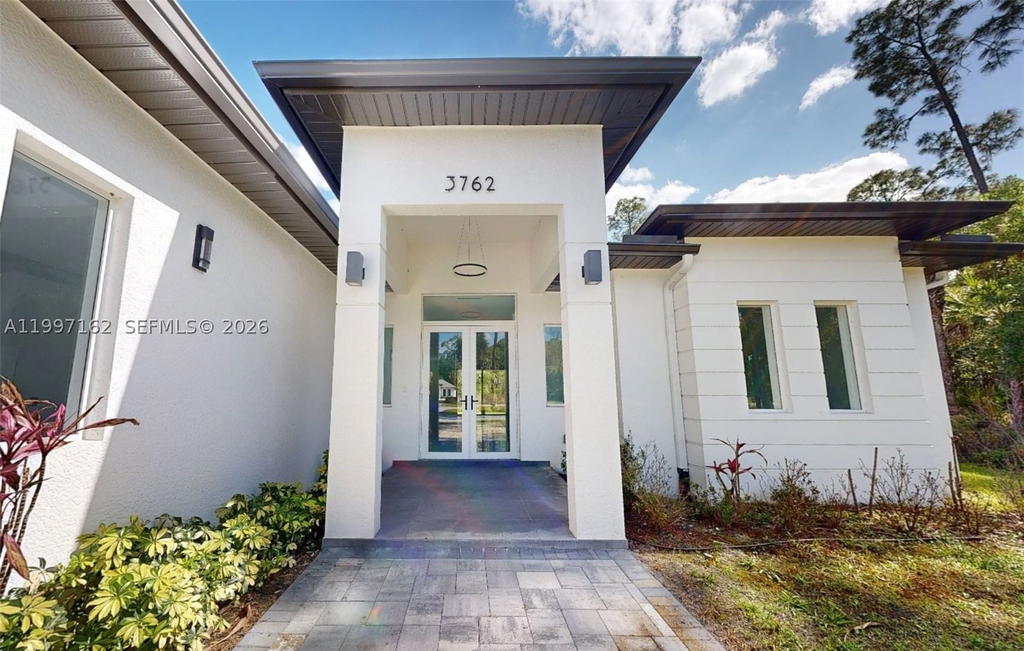 Real estate property located at 3762 32nd AVE SE, Collier, Golden Gate Estates, Naples, FL