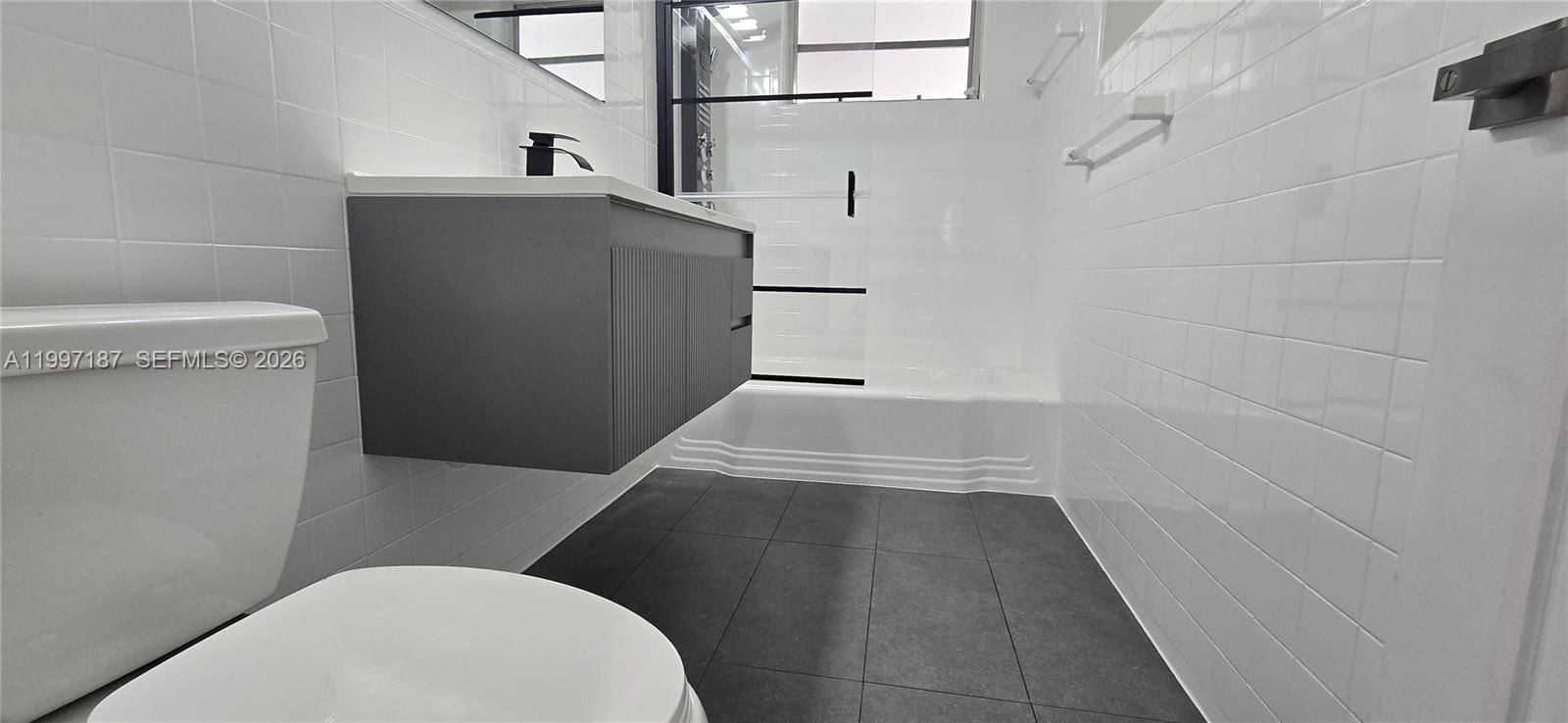 Real estate property located at 75 32nd Ct Rd, Miami-dade, Auburndale Amd, Miami, FL