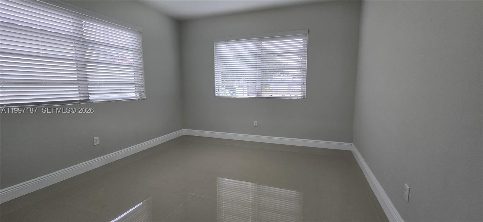 Real estate property located at 75 32nd Ct Rd, Miami-dade, Auburndale Amd, Miami, FL