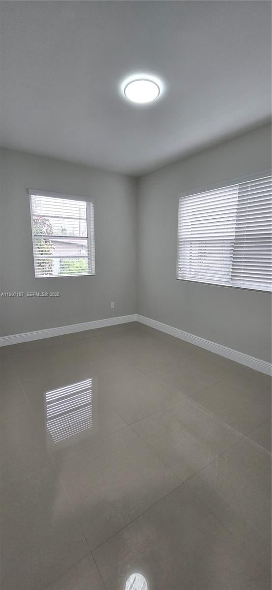 Real estate property located at 75 32nd Ct Rd, Miami-dade, Auburndale Amd, Miami, FL