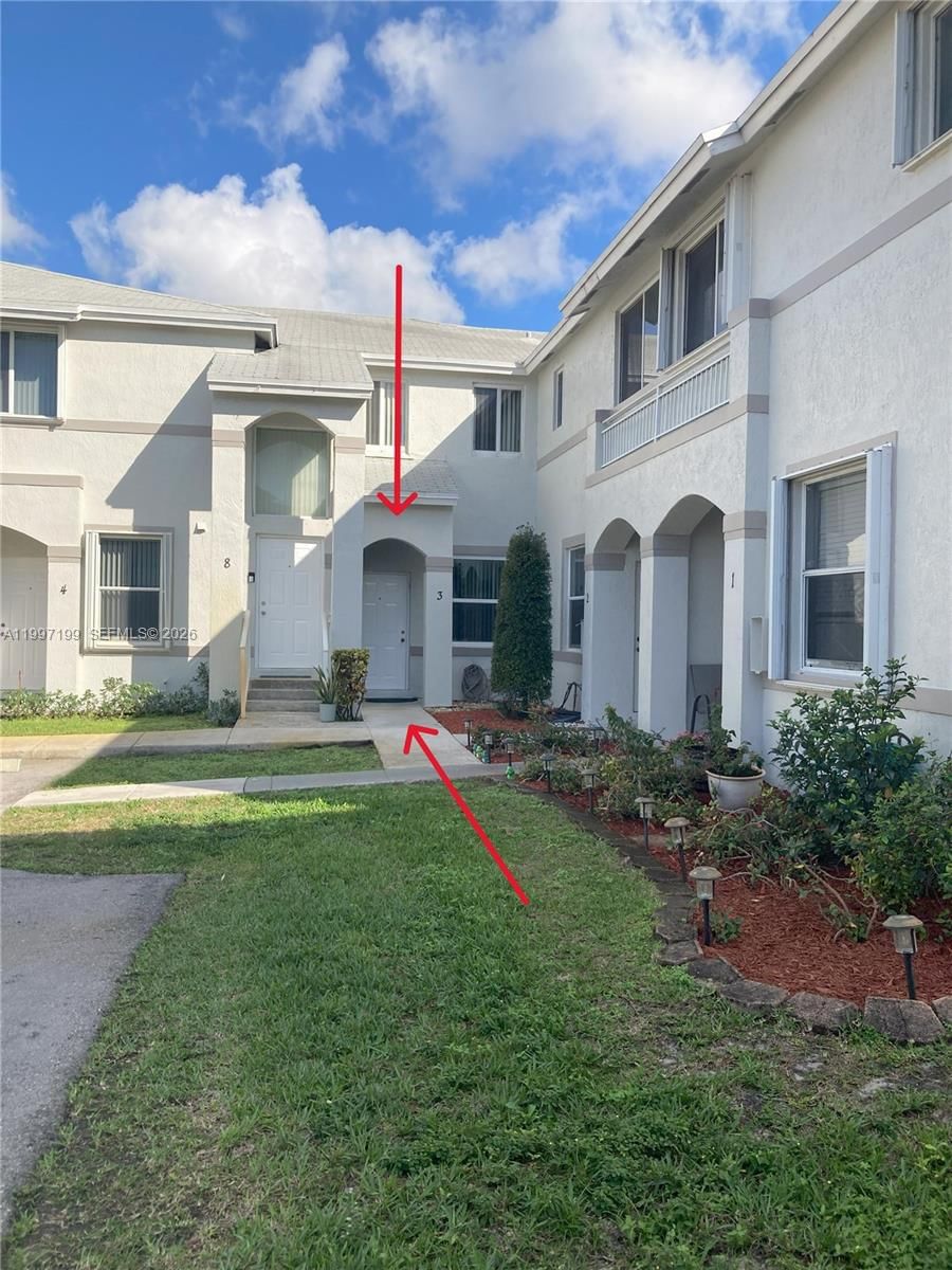 Real estate property located at 870 212th Ter #3, Miami-dade, Sierra Ridge Condo M-41, Miami, FL