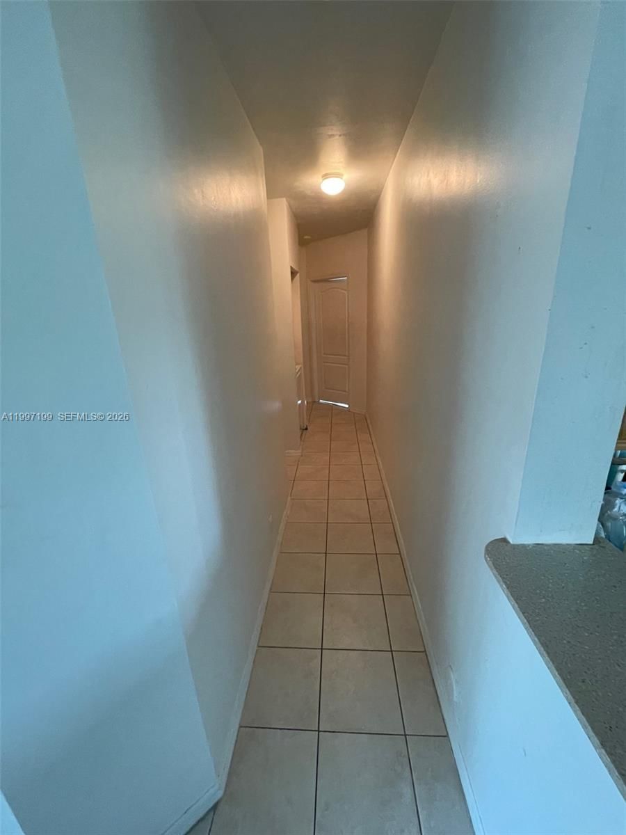 Real estate property located at 870 212th Ter #3, Miami-dade, Sierra Ridge Condo M-41, Miami, FL