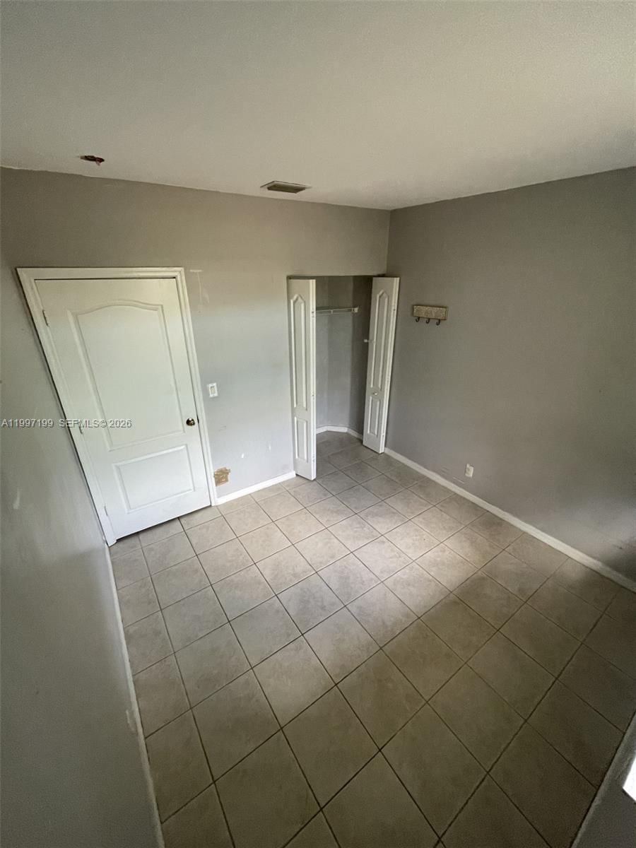 Real estate property located at 870 212th Ter #3, Miami-dade, Sierra Ridge Condo M-41, Miami, FL
