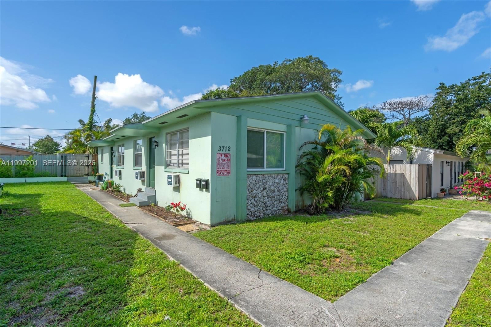 Real estate property located at 3712 12th Ct, Broward, Brysa Park, Fort Lauderdale, FL