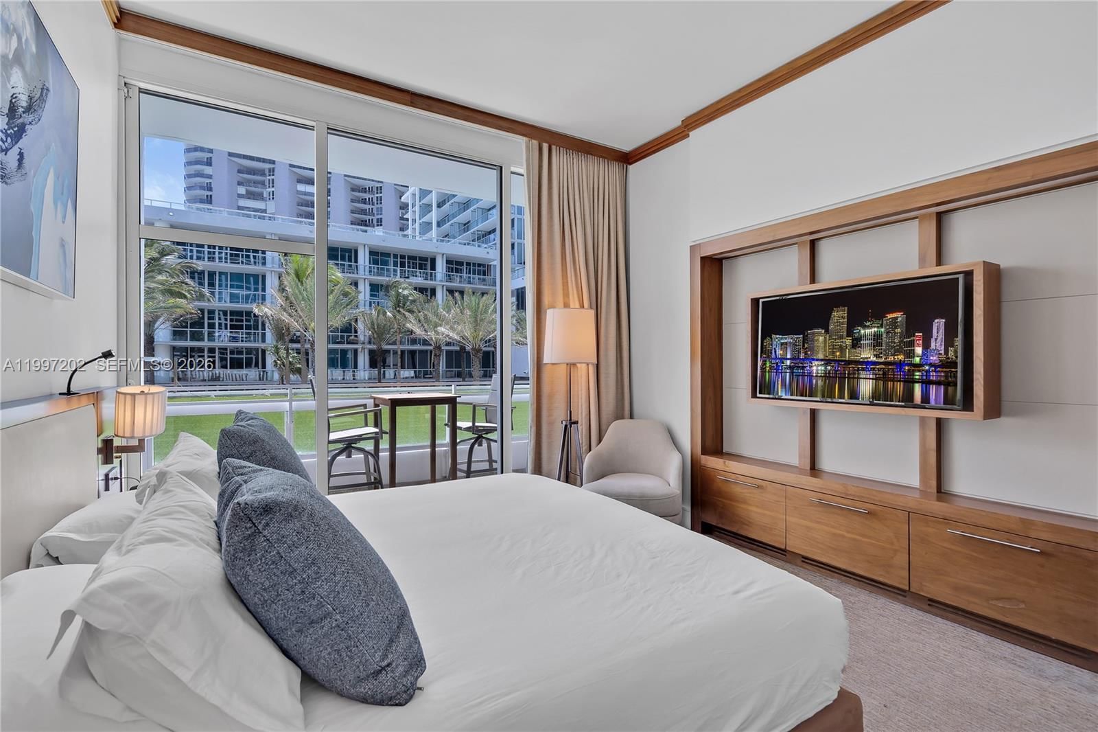 Real estate property located at 6801 Collins Ave #214, Miami-dade, Central Carillon Beach Co, Miami Beach, FL