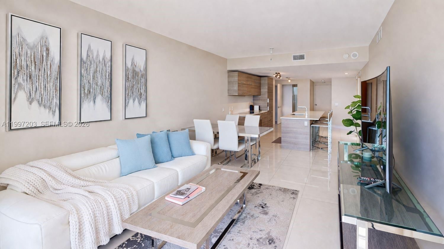 Real estate property located at 650 32nd St #2005, Miami-dade, Paraiso Bay Condo, Miami, FL