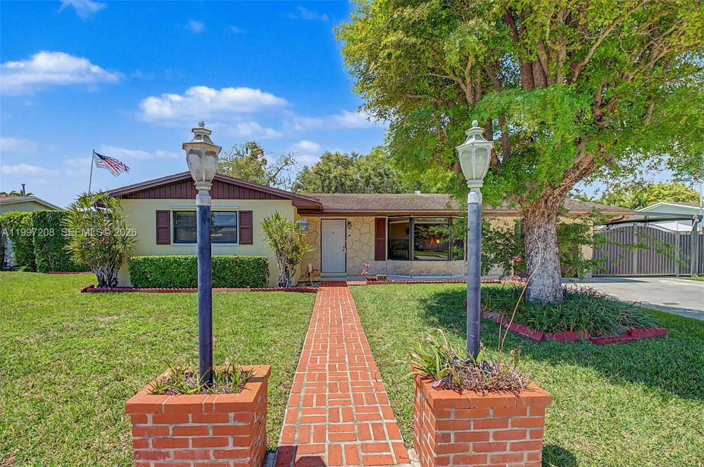 Real estate property located at 7916 140th Ave, Miami-dade, Kendale Lakes Sec Two, Miami, FL
